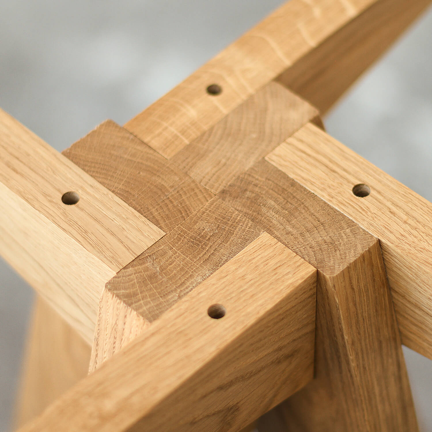 Eno podnožje - nešteto unikatnih kosov